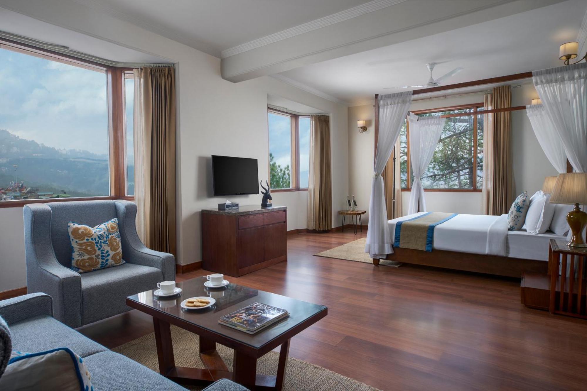 8Fold By Larisa Hotel Shimla Eksteriør billede